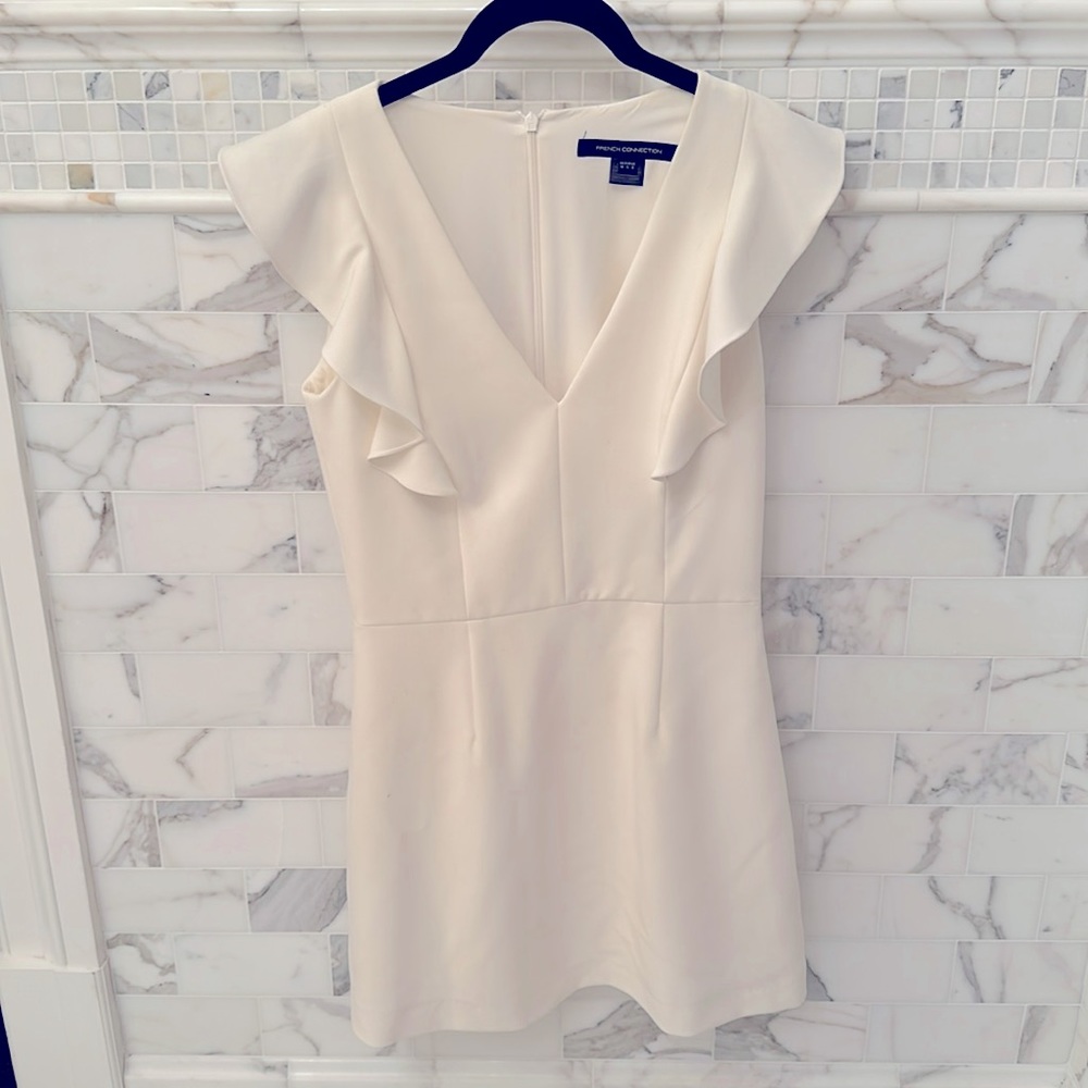 French Connection whisper ruffle v-neck dress in cream color. Size 6
